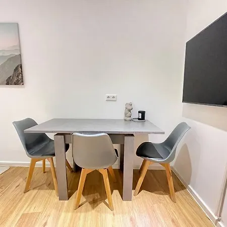 70qm - 3 - Free Parking - - Mallibase Apartament *