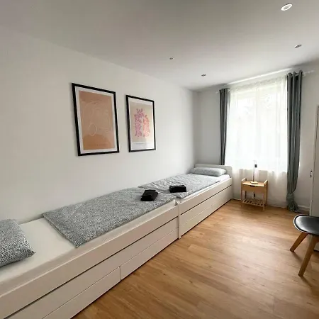 70qm - 3 - Free Parking - - Mallibase